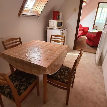 In 42285 Balatonboglár