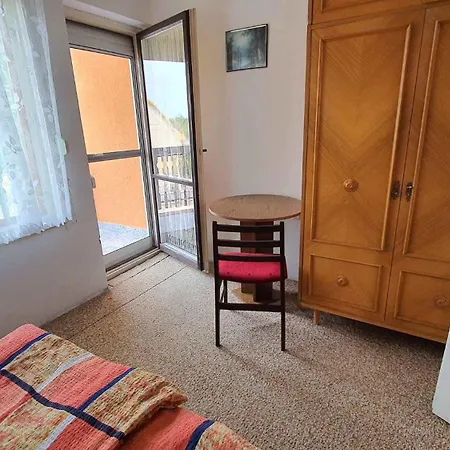 In 42285 Διαμέρισμα *