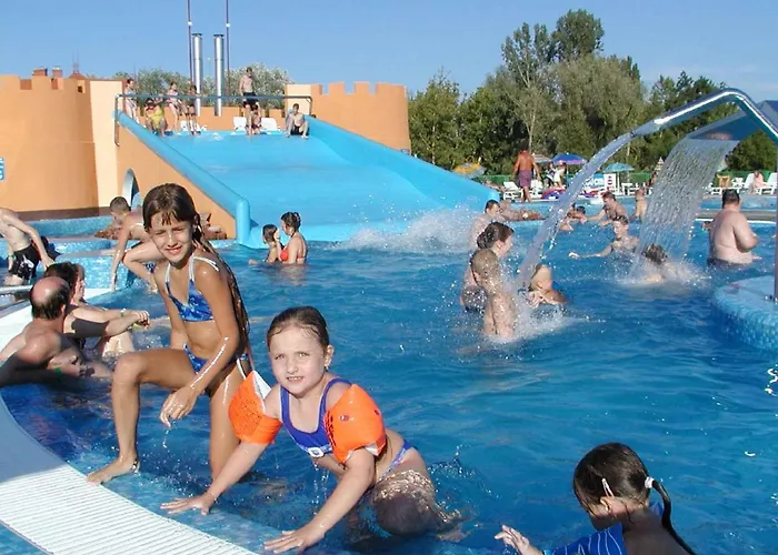 In 42285 * Balatonboglár