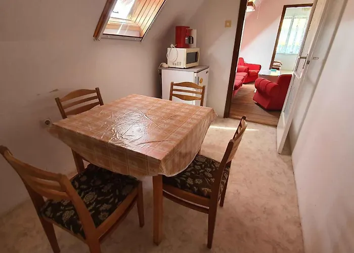 In 42285 Balatonboglár